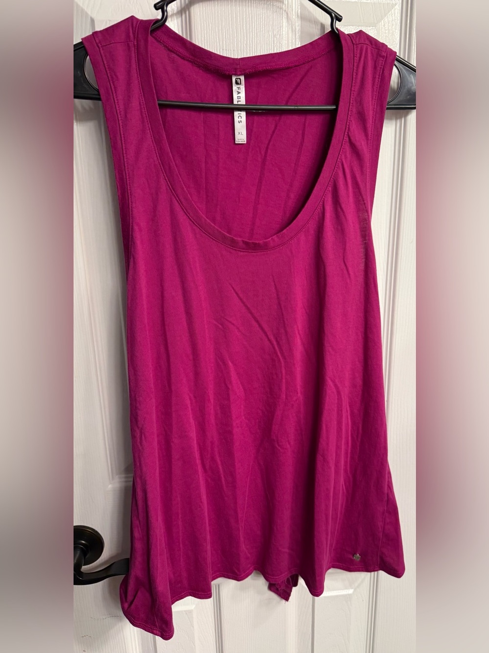 Fabletics Magenta Scoop Neck, tie back top xl